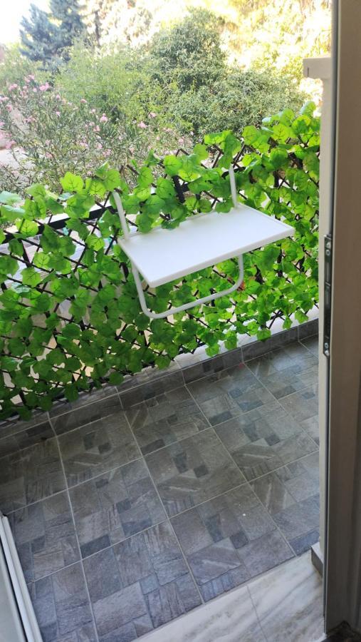 Apartment Small Luxury Anavyssos