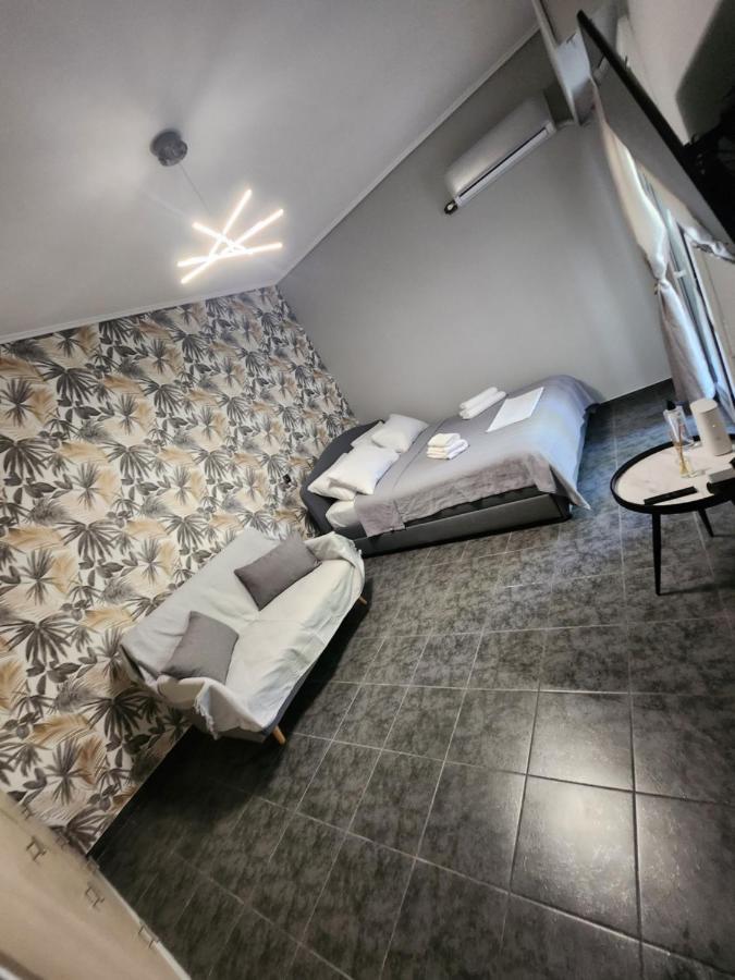 Apartment Small Luxury
